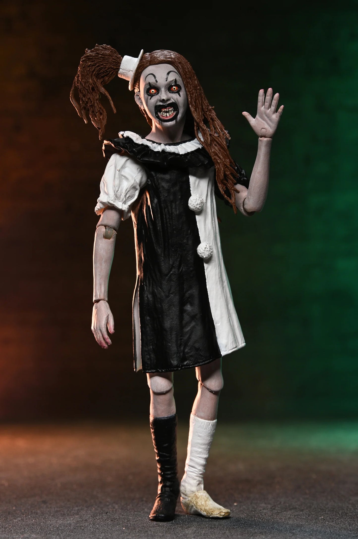 NECA - Terrifier 2 Ultimate Art the Clown and The Little Pale Girl 7" Scale Action Figure 2-Pack