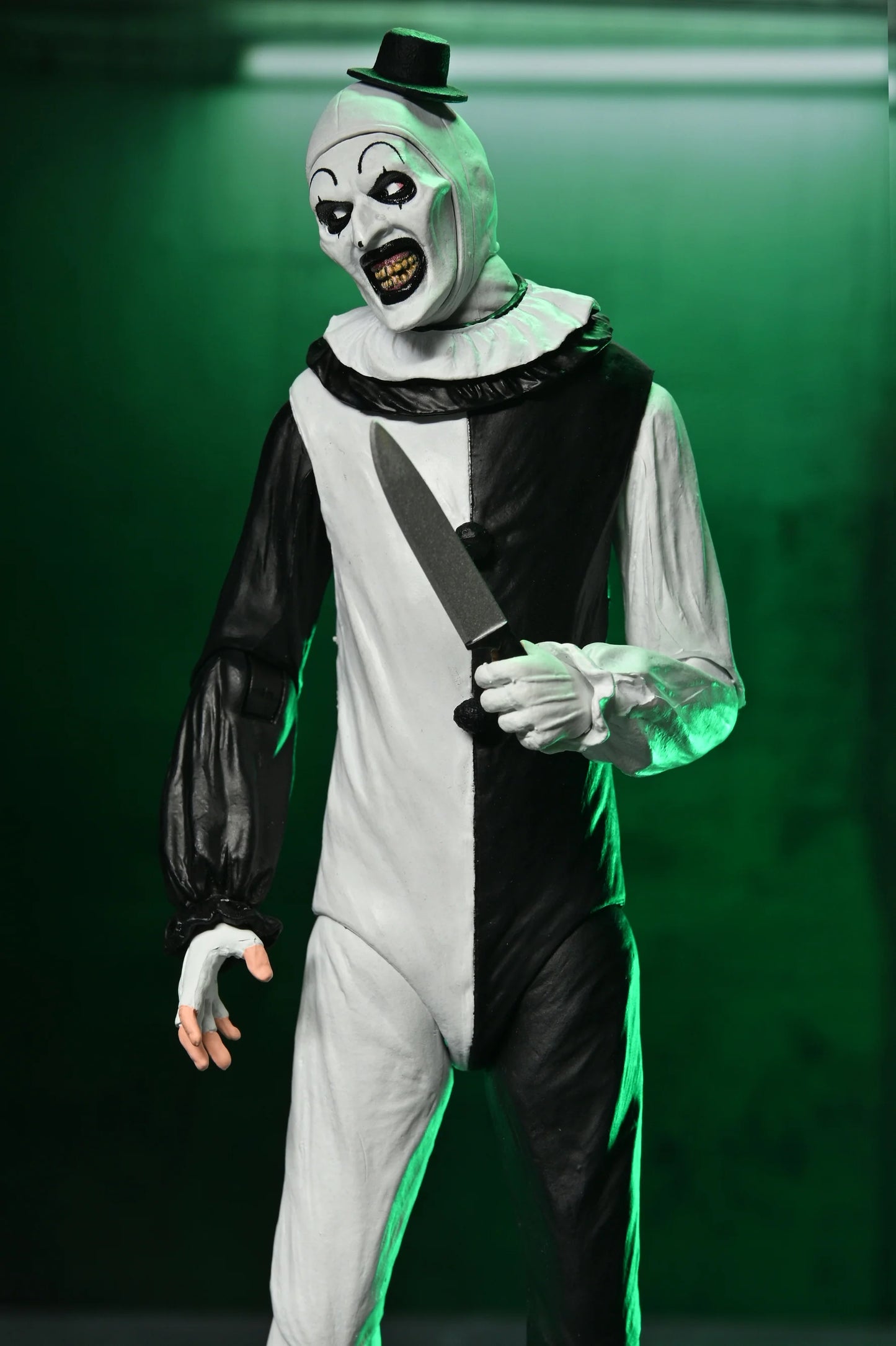 NECA - Terrifier 2 Ultimate Art the Clown and The Little Pale Girl 7" Scale Action Figure 2-Pack
