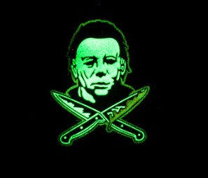 Rock Rebel - Michael Myers Crossed Knives Enamel Pin
